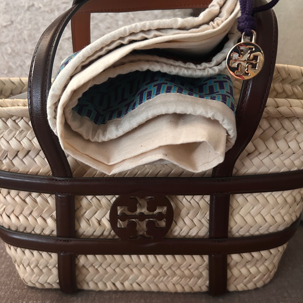 Tory Burch Ella Straw Basket Tote - Picture 10 of 16